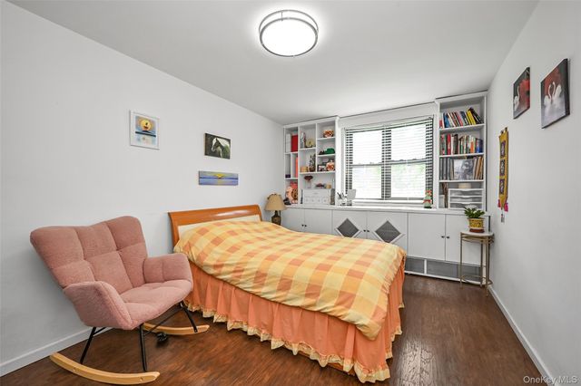 99-05 59 Ave 5C, Corona, NY 11368