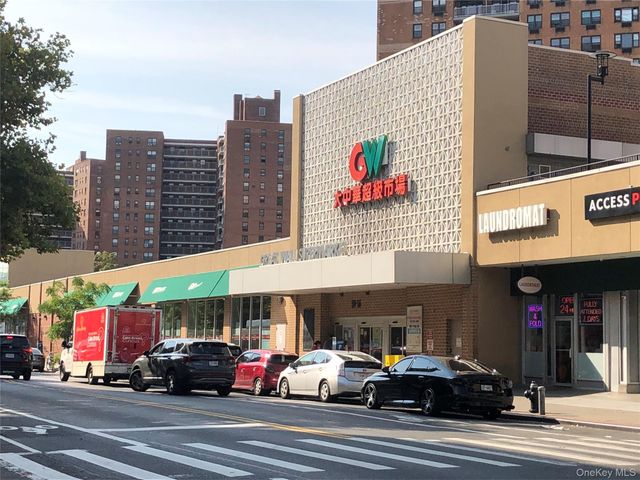 99-05 59 Ave 5C, Corona, NY 11368