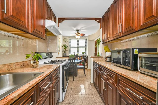 99-05 59 Ave 5C, Corona, NY 11368