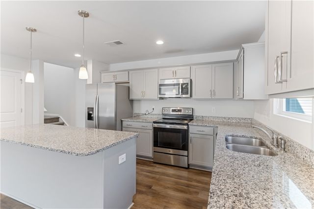 445 Grantham Court, Spartanburg, SC 29303