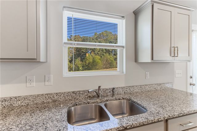 445 Grantham Court, Spartanburg, SC 29303