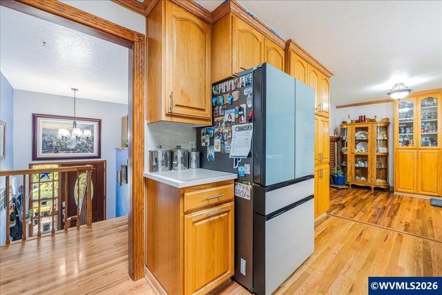 2398 Cole Rd S, Salem, OR 97306