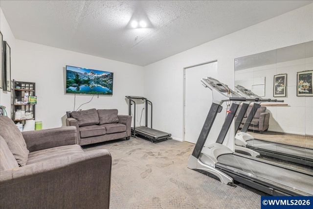 2398 Cole Rd S, Salem, OR 97306