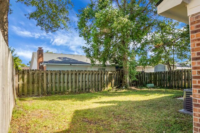 7650 Oldridge Road, North Charleston, SC 29418