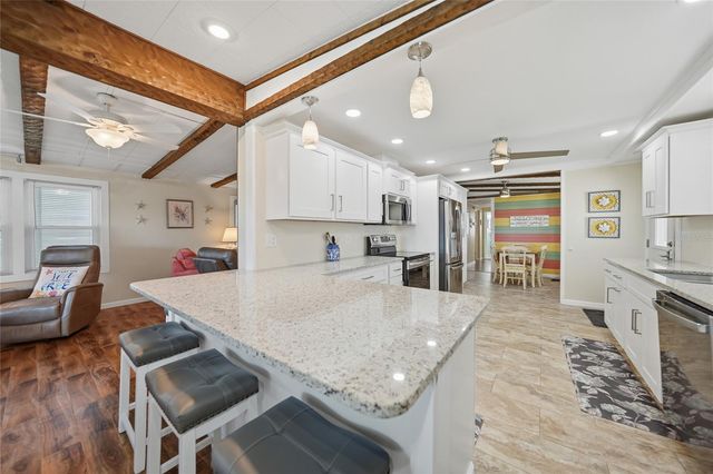 554 PARKWOOD AVENUE, North Port, FL 34287