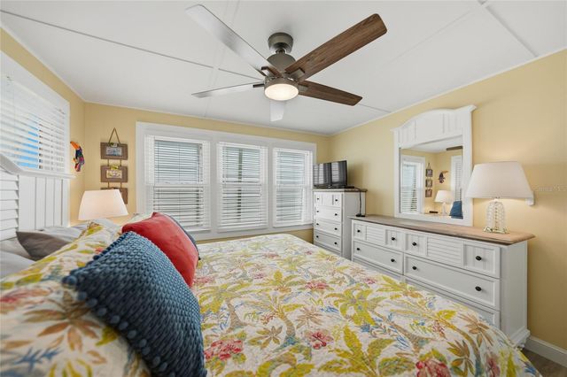 554 PARKWOOD AVENUE, North Port, FL 34287