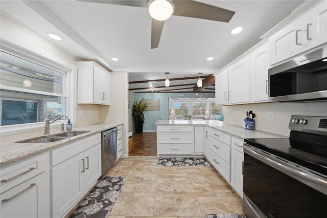 554 PARKWOOD AVENUE, North Port, FL 34287