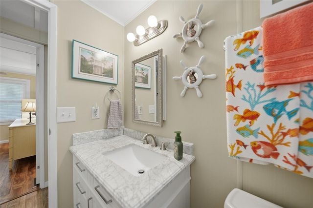 554 PARKWOOD AVENUE, North Port, FL 34287