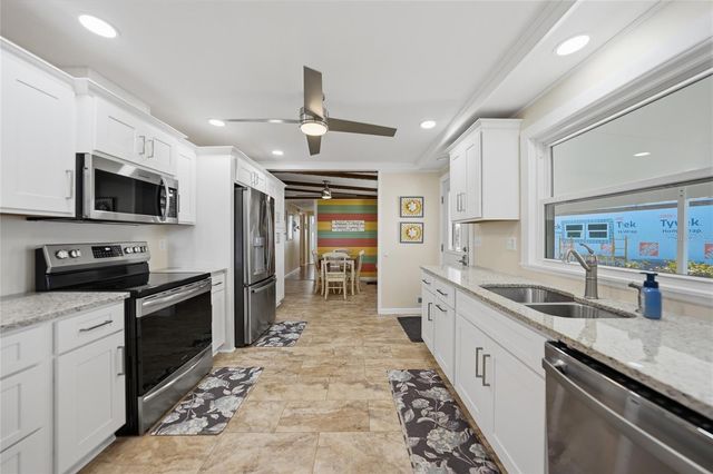 554 PARKWOOD AVENUE, North Port, FL 34287