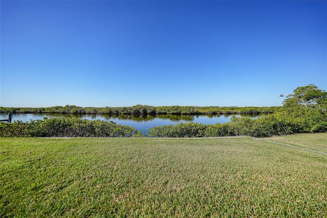 554 PARKWOOD AVENUE, North Port, FL 34287