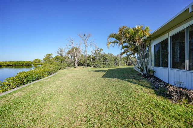 554 PARKWOOD AVENUE, North Port, FL 34287