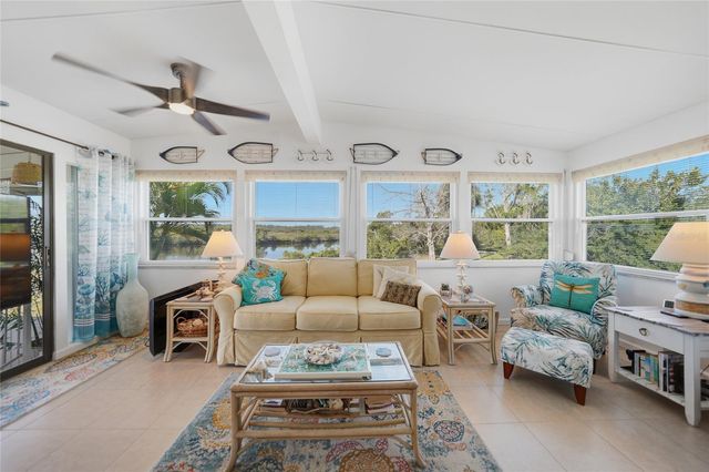 554 PARKWOOD AVENUE, North Port, FL 34287