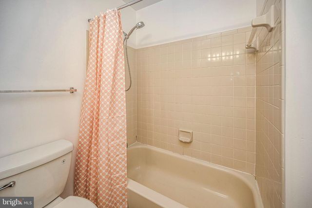 205 CLUB HOUSE RD, Fredericksburg, VA 22406
