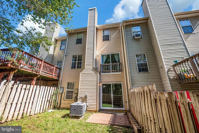205 CLUB HOUSE RD, Fredericksburg, VA 22406