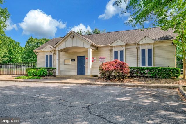 205 CLUB HOUSE RD, Fredericksburg, VA 22406