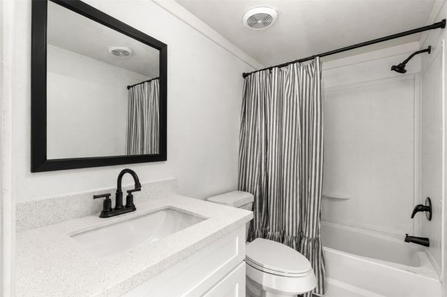5632 Fm 1094, Sealy, TX 77474