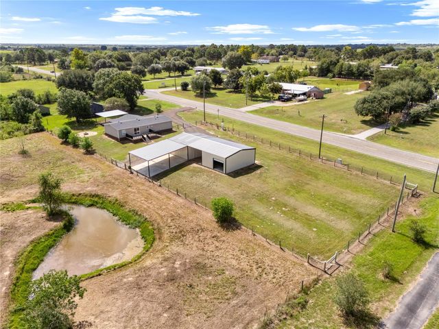 5632 Fm 1094, Sealy, TX 77474