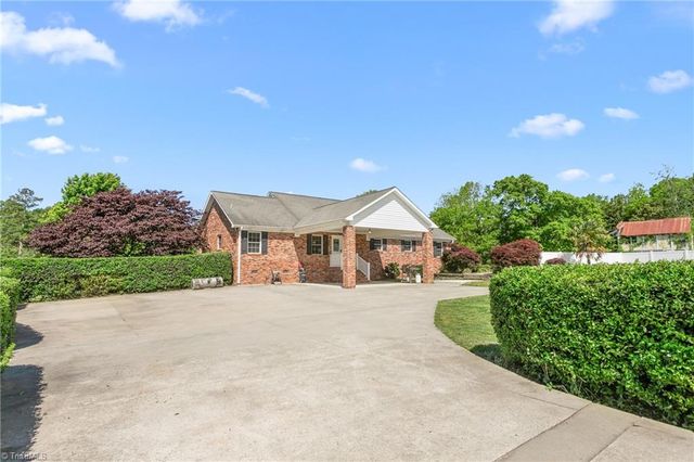 1199 Cesar Court, Graham, NC 27253