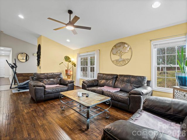 80 Pottery Terrace Trail, Flat Rock, NC 28731