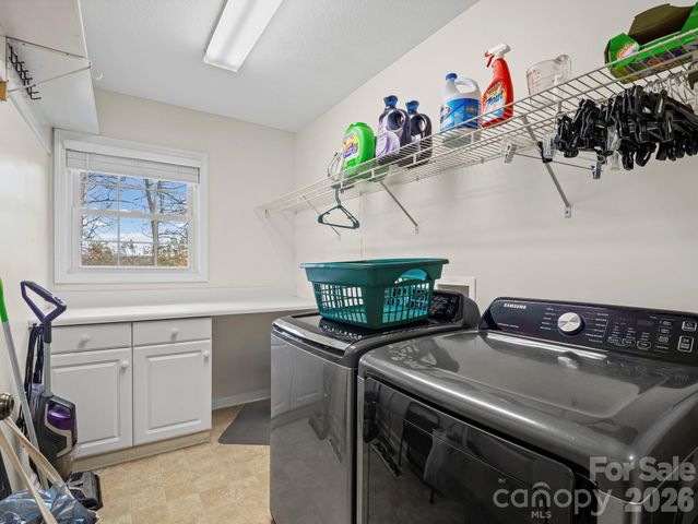 80 Pottery Terrace Trail, Flat Rock, NC 28731