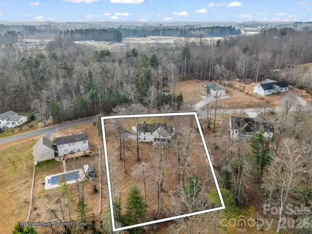 80 Pottery Terrace Trail, Flat Rock, NC 28731