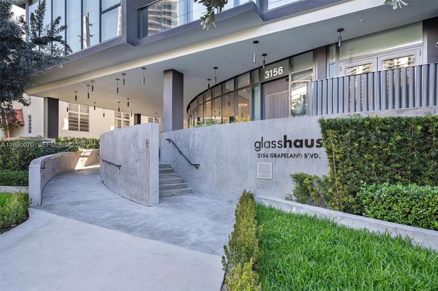 3156 SW 27th Ave 101, Miami, FL 33133