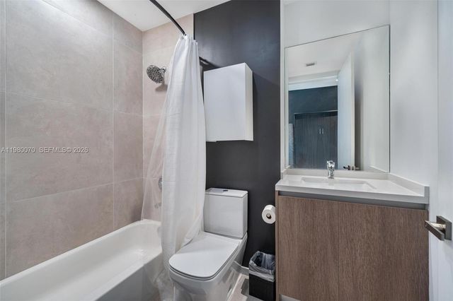 3156 SW 27th Ave 101, Miami, FL 33133