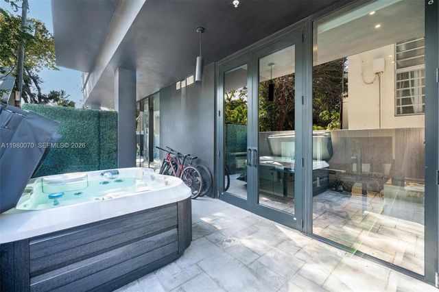 3156 SW 27th Ave 101, Miami, FL 33133