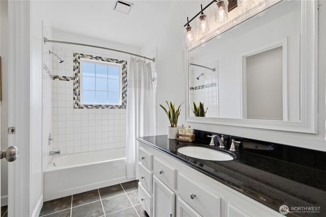 5521 James Avenue SE, Auburn, WA 98092