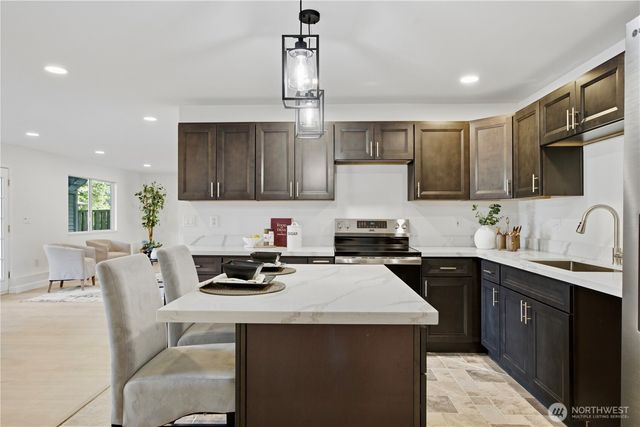 5521 James Avenue SE, Auburn, WA 98092