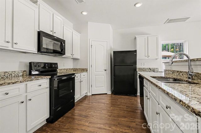6414 Jerimoth Drive, Charlotte, NC 28215
