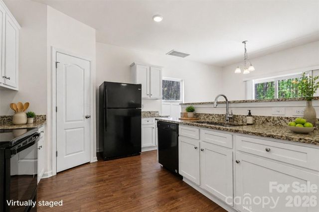 6414 Jerimoth Drive, Charlotte, NC 28215