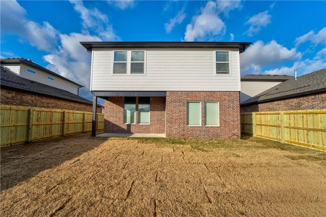 139 S Maroon Avenue, Fayetteville, AR 72704