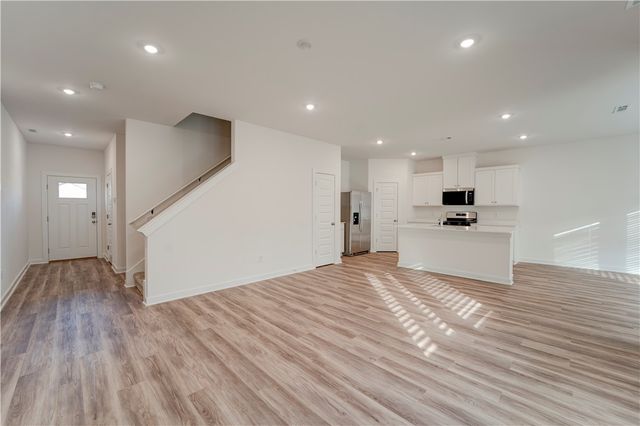 139 S Maroon Avenue, Fayetteville, AR 72704