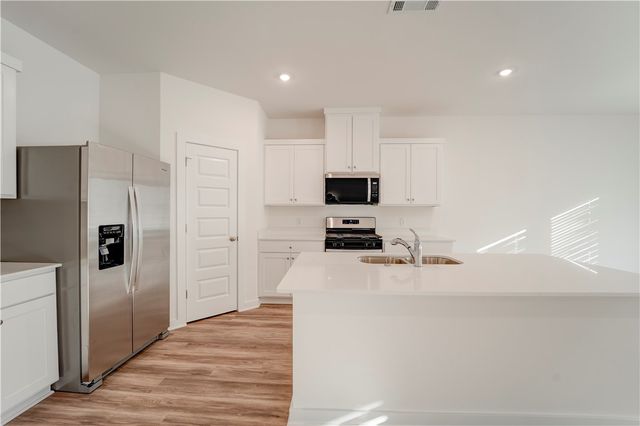 139 S Maroon Avenue, Fayetteville, AR 72704