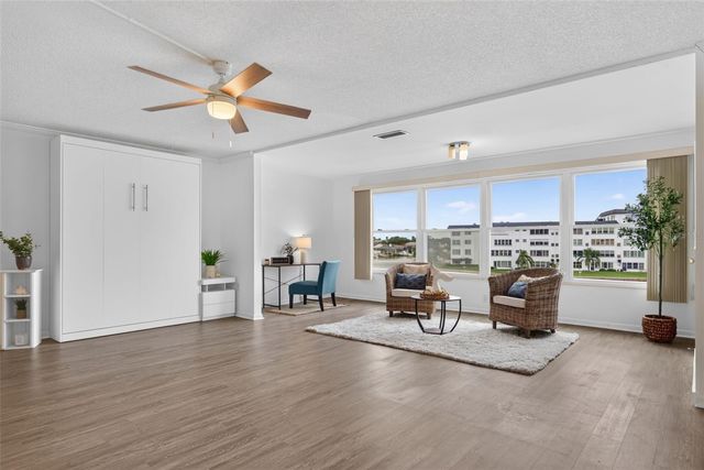6025 SHORE BOULEVARD S 304, Gulfport, FL 33707
