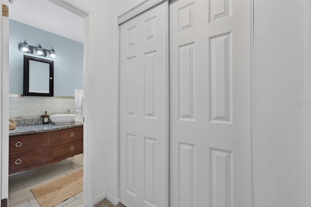 6025 SHORE BOULEVARD S 304, Gulfport, FL 33707