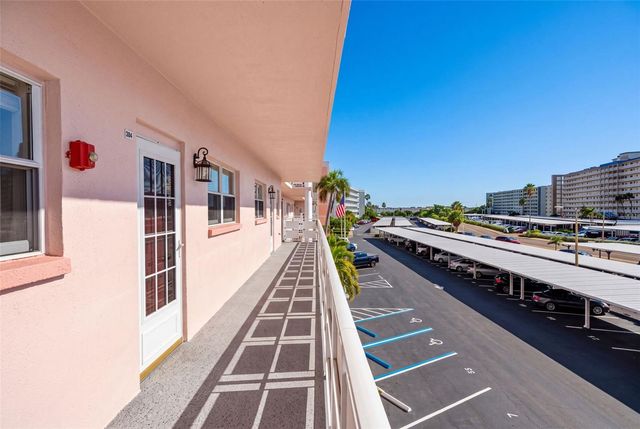 6025 SHORE BOULEVARD S 304, Gulfport, FL 33707