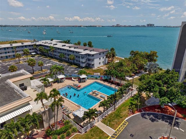 6025 SHORE BOULEVARD S 304, Gulfport, FL 33707