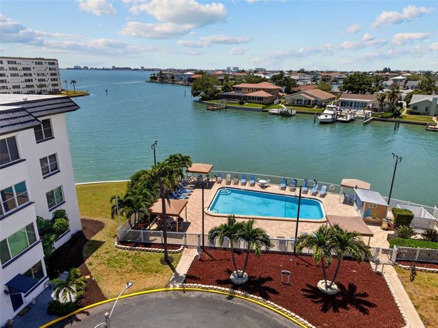 6025 SHORE BOULEVARD S 304, Gulfport, FL 33707
