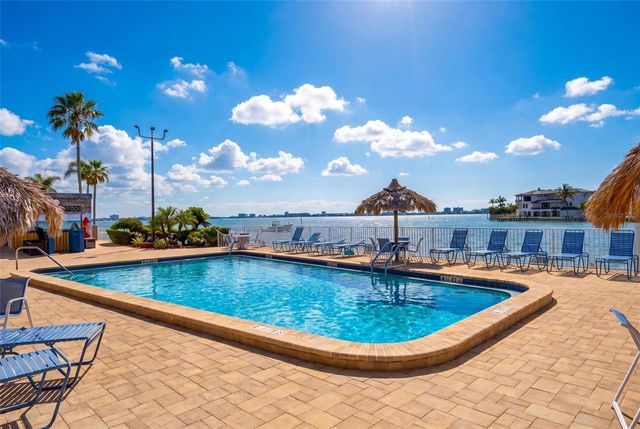 6025 SHORE BOULEVARD S 304, Gulfport, FL 33707