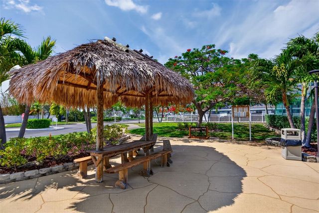 6025 SHORE BOULEVARD S 304, Gulfport, FL 33707
