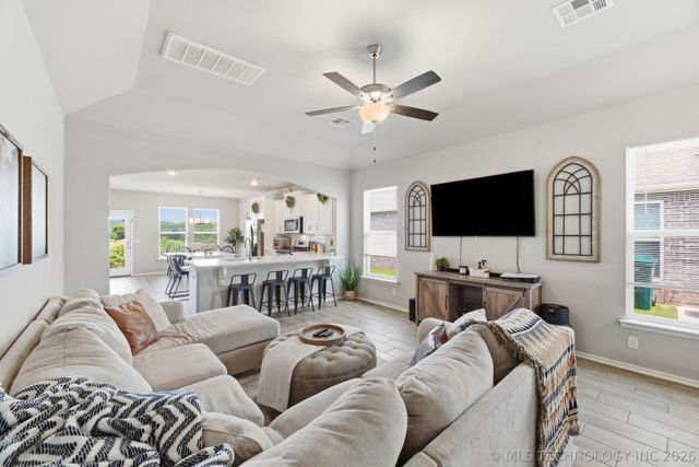 5310 S Andros Avenue, Sand Springs, OK 74063