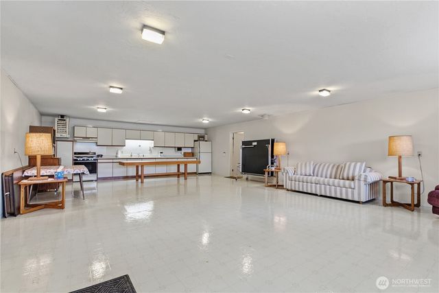 3650 E Badger Road, Everson, WA 98247