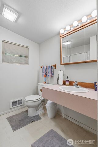 3650 E Badger Road, Everson, WA 98247