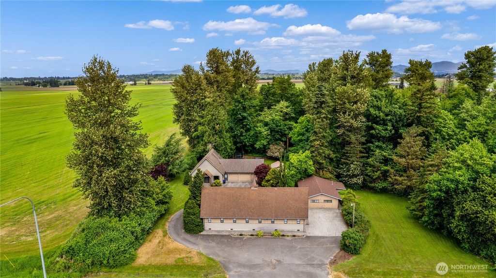 3650 E Badger Road, Everson, WA 98247