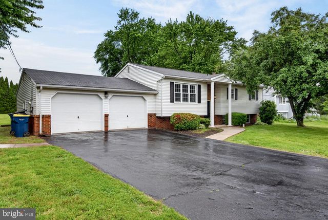 1770 OBERLIN RD, Middletown, PA 17057