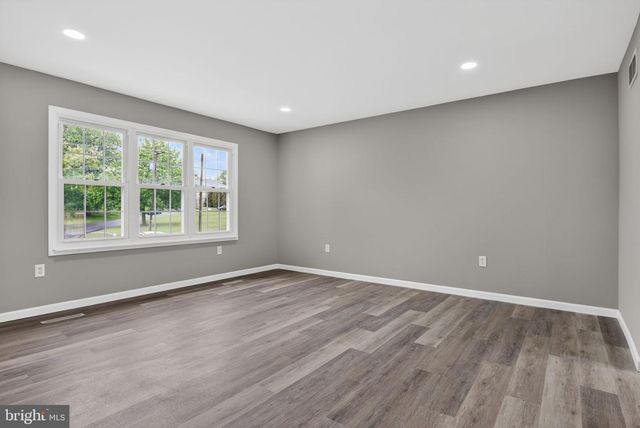 1770 OBERLIN RD, Middletown, PA 17057