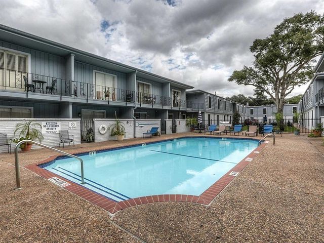 1901 S Voss Road 61, Houston, TX 77057