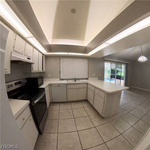 546 Whispering Wind BEND, Lehigh Acres, FL 33974